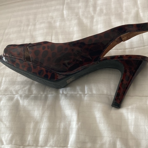 Clark’s leopard heels minimal wear - Picture 9 of 9
